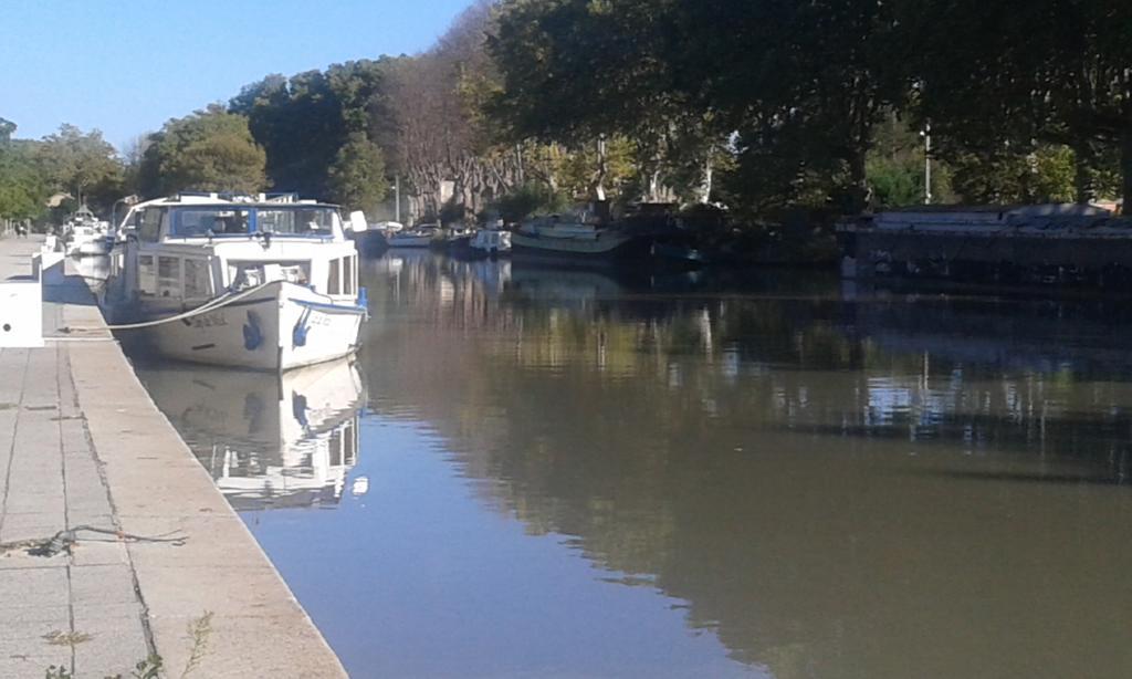 Venez Rever Beziers Centre Et Gare Il Y A Plus Cher Mais C Est Moins Bien Eksteriør billede